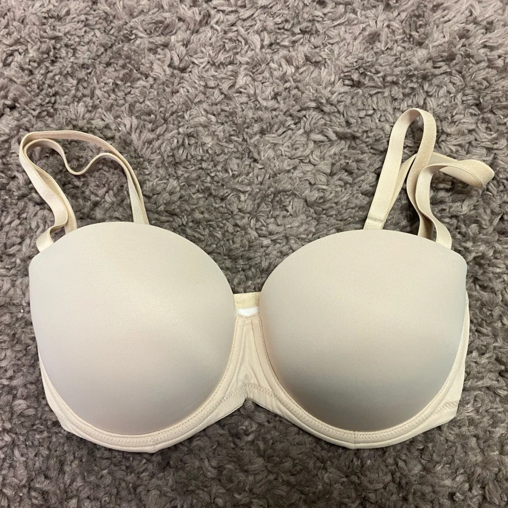 BRAND NEW Pink VS Push-Up Bra Nude - Picture 1 of 3